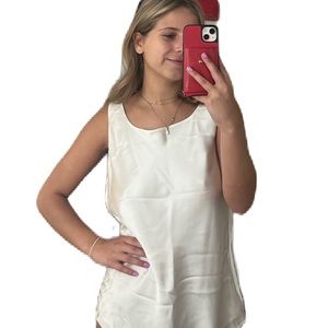 Lafayette 148 Silk White Scoop Neck Sleevless Top